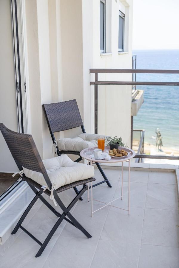 Blue Dreams - Spectacular Sea View Apartment In 아테네 외부 사진